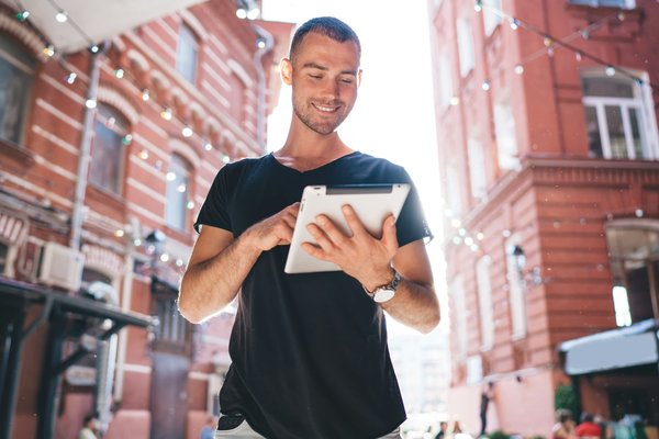 T-shirt Young Impact : la pièce emblématique du streetwear chez Cop Ta Sape