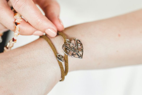 Découvrez les bracelets en or 18 carats de la guilde des orfèvres